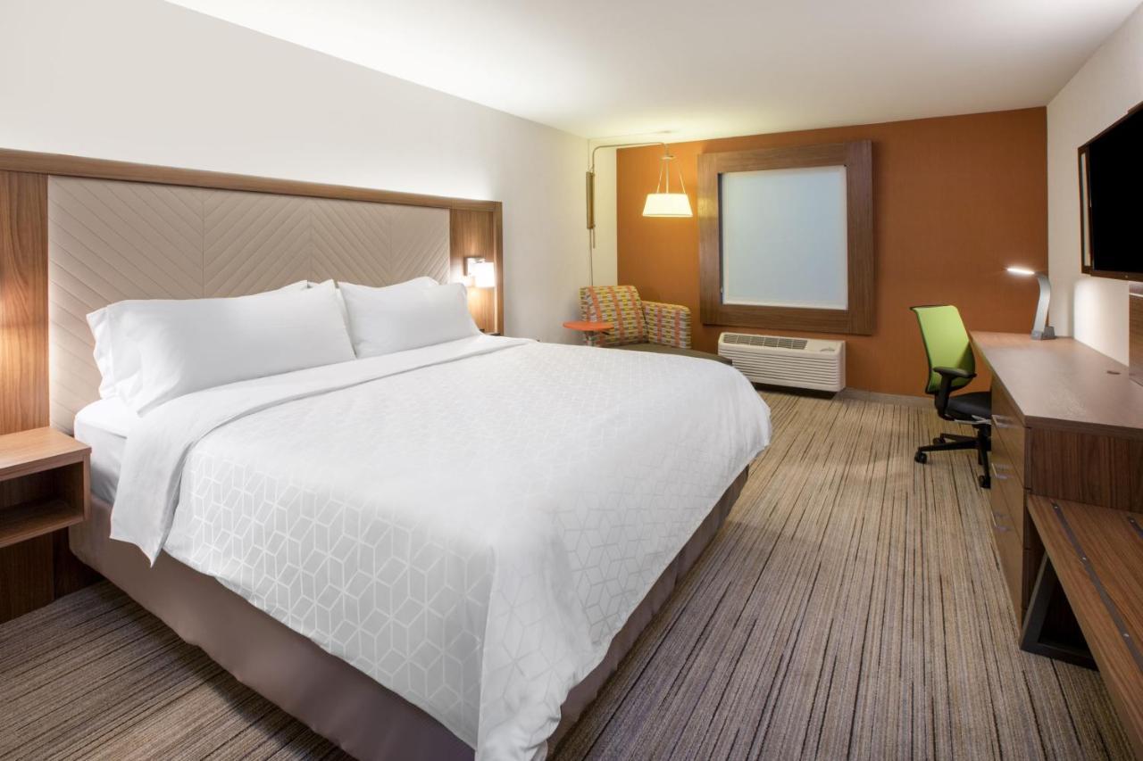 Holiday Inn Express & Suites Dyersburg By Ihg Eksteriør bilde