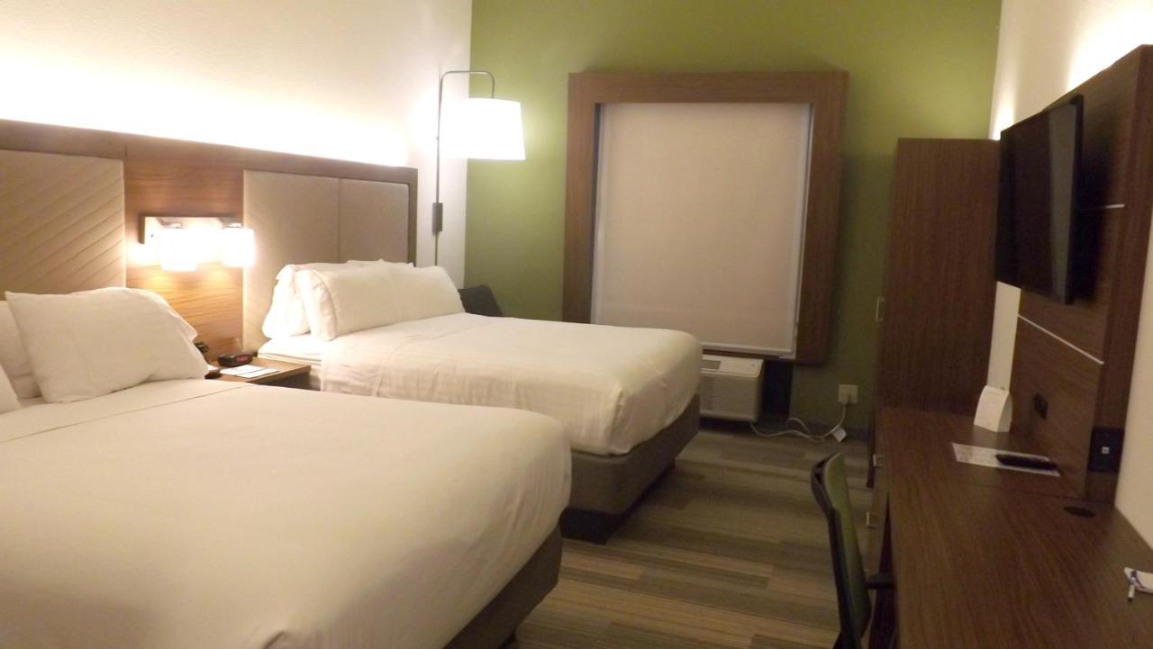 Holiday Inn Express & Suites Dyersburg By Ihg Eksteriør bilde