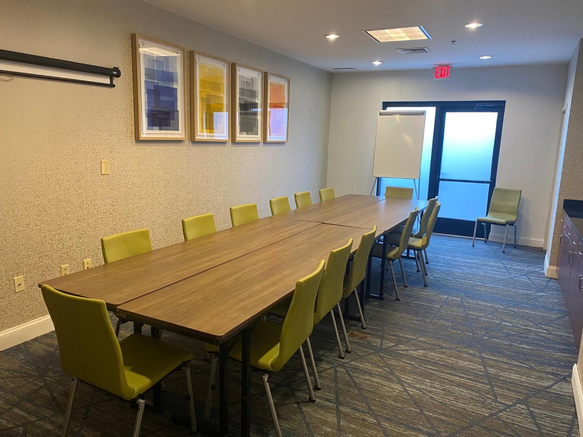 Holiday Inn Express & Suites Dyersburg By Ihg Eksteriør bilde