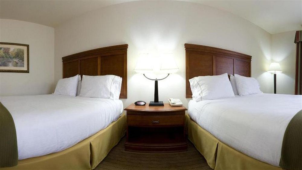 Holiday Inn Express & Suites Dyersburg By Ihg Eksteriør bilde
